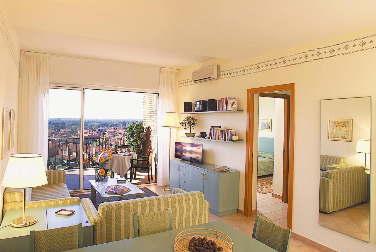 Residence I Triangoli Casal Palocco Extérieur photo