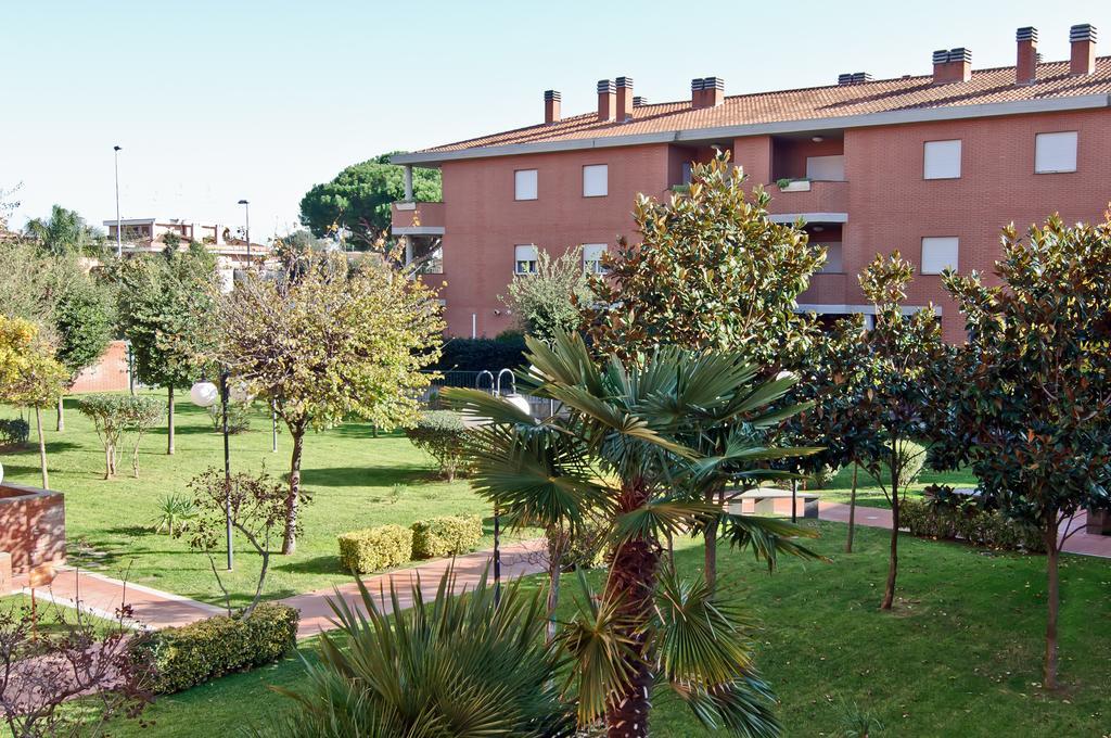 Residence I Triangoli Casal Palocco Extérieur photo