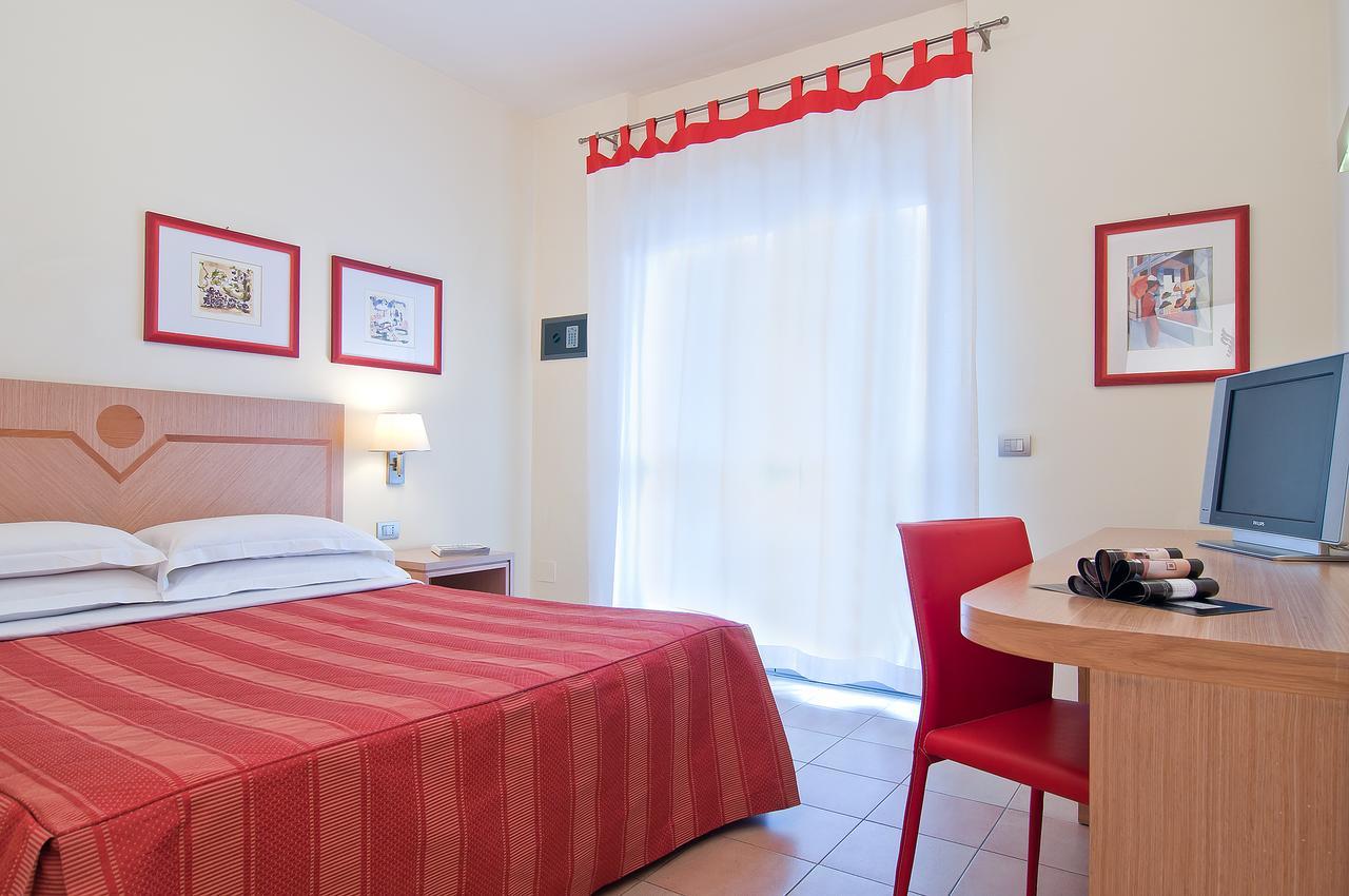 Residence I Triangoli Casal Palocco Extérieur photo