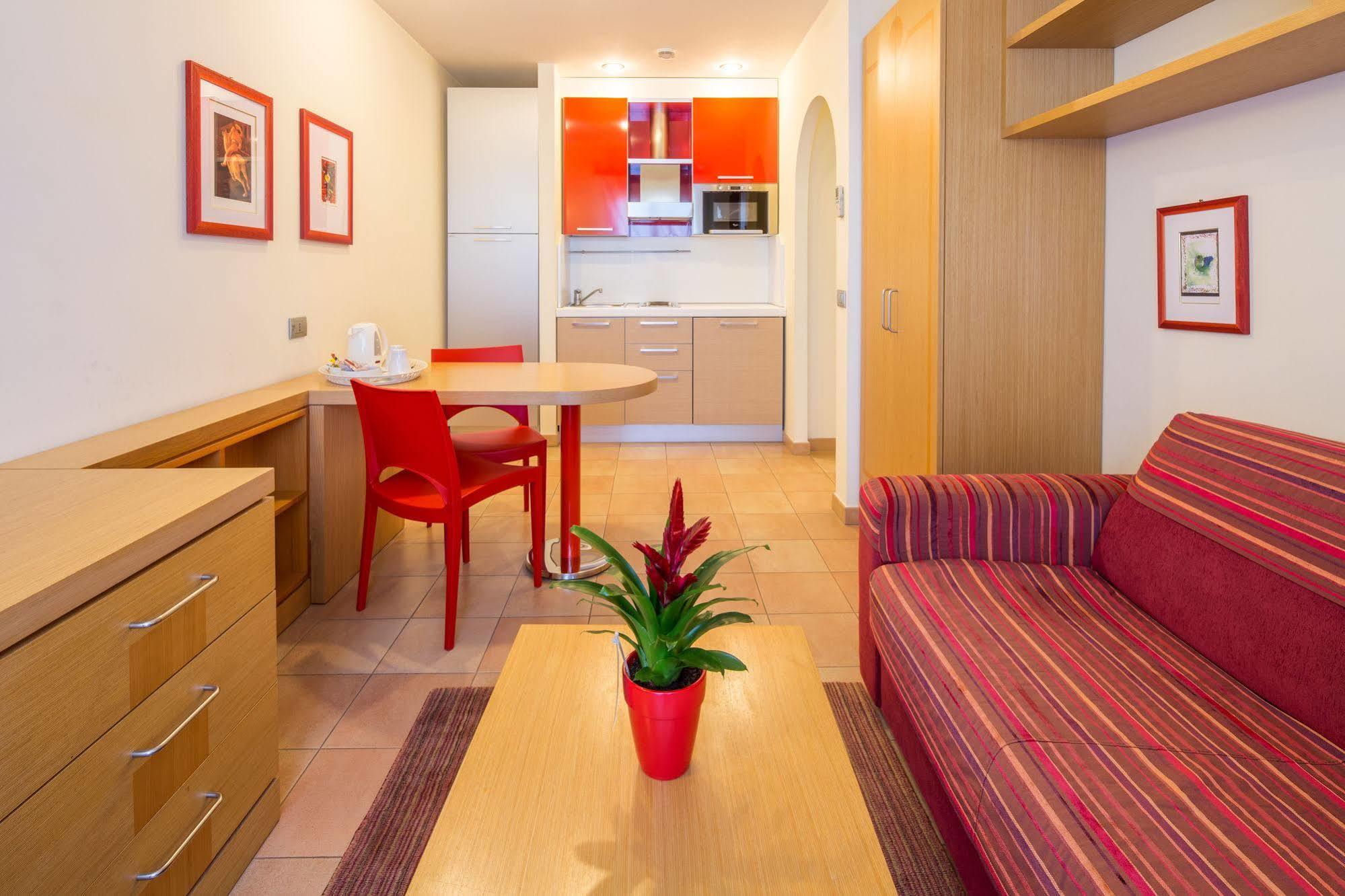 Residence I Triangoli Casal Palocco Extérieur photo