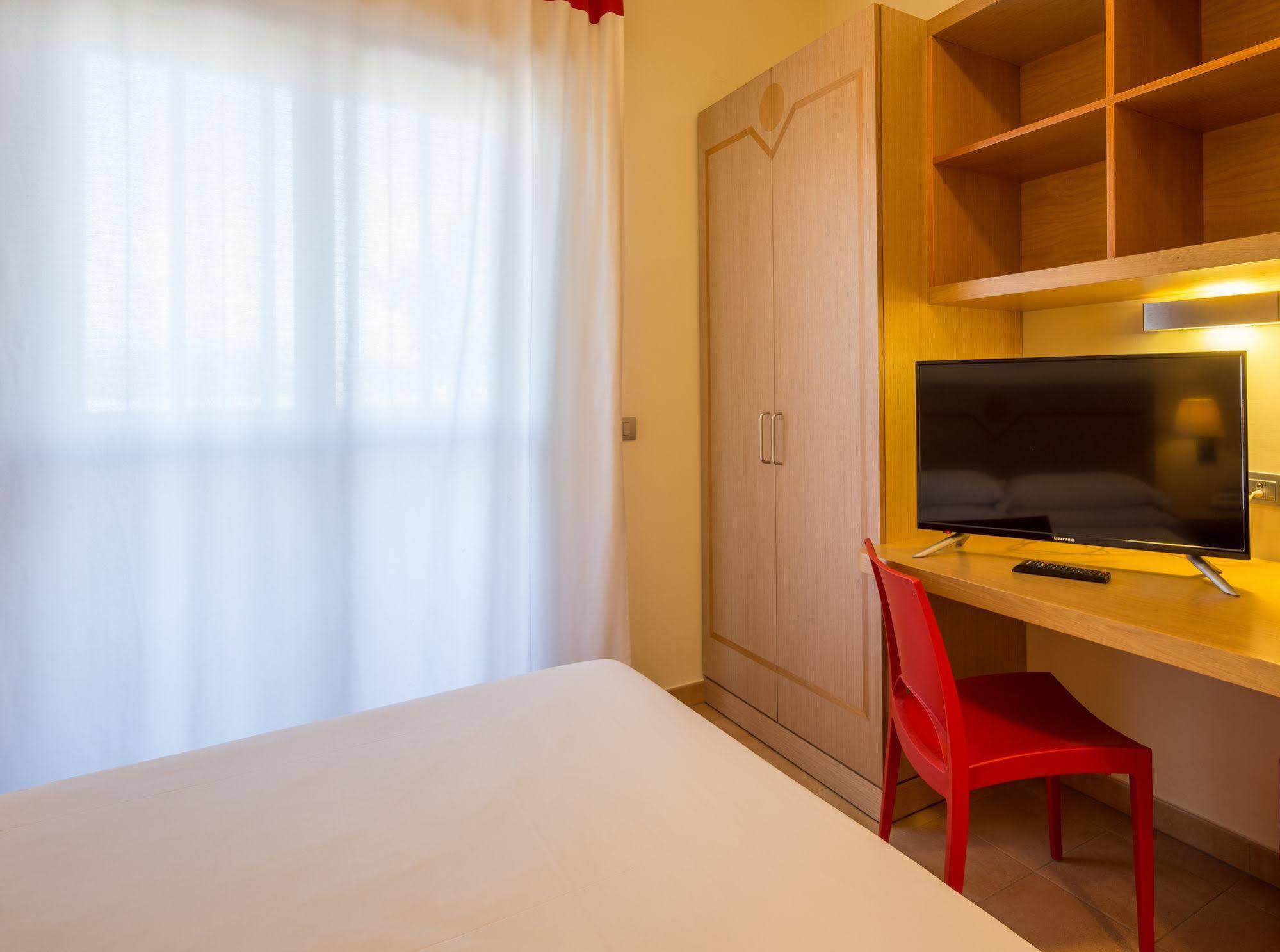 Residence I Triangoli Casal Palocco Extérieur photo